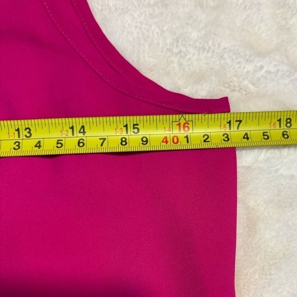 Express Top XS Fuchsia Pink Sleeveless Round Neck Open Back Flowy Tunic Hi-Low - Picture 13 of 14